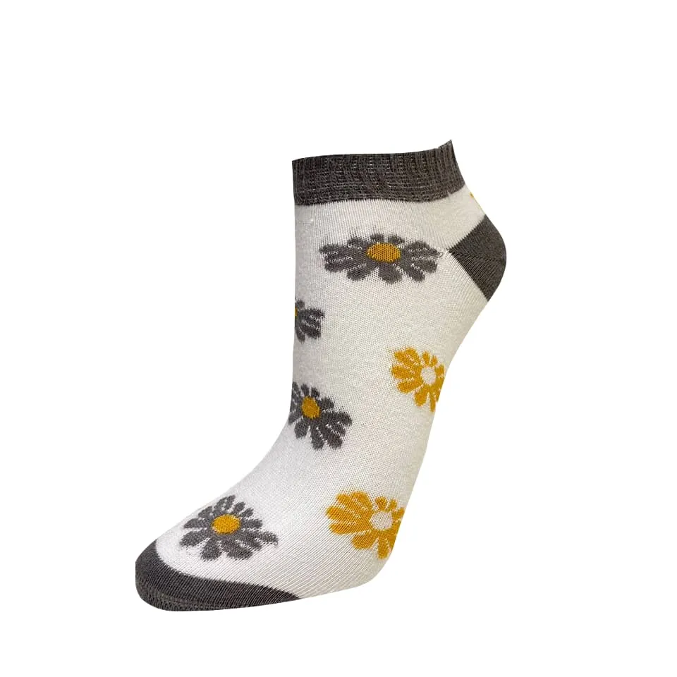 Ankle patterned funky socks