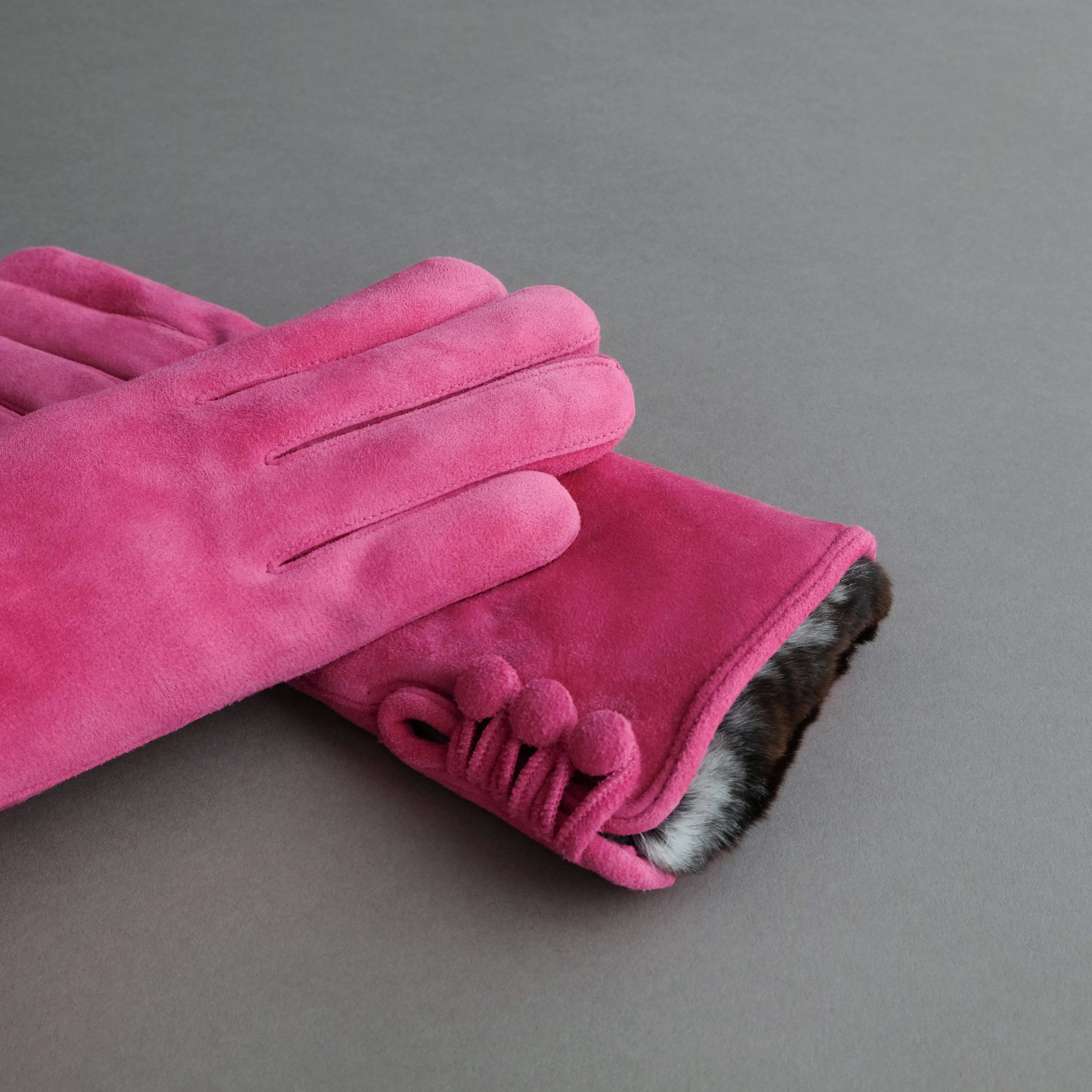 Ladies Gloves from Pink Reindeer Suede with Orylag Cuffs