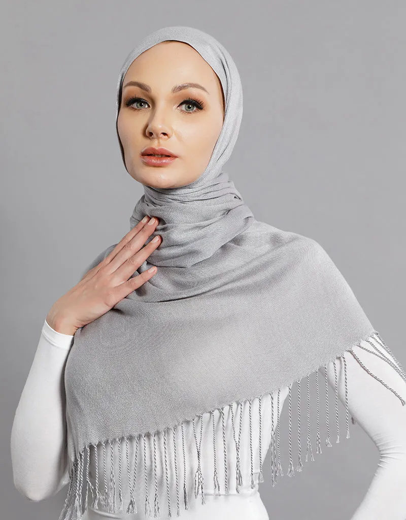 Modelle Twisted Scarves - Shades of Grey