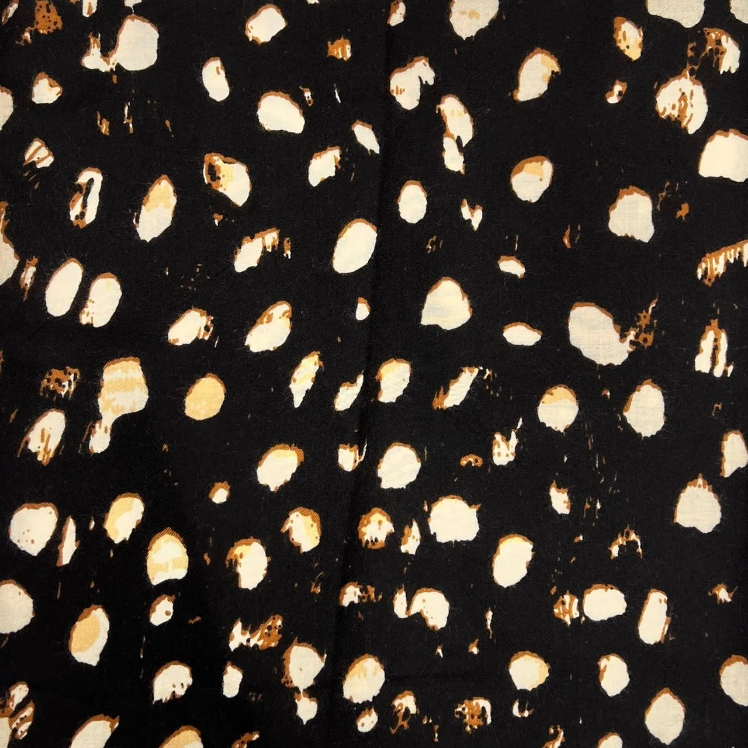 Spotty print lightweight scarf - Black